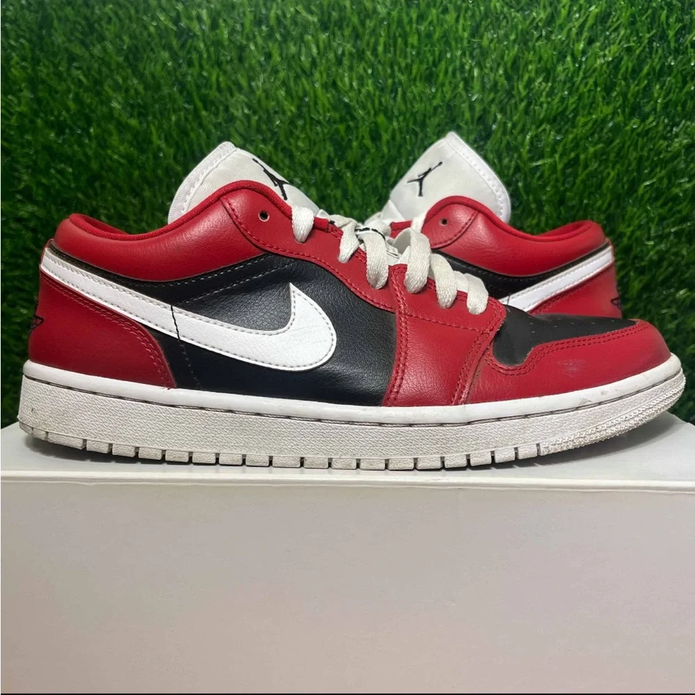 Air Jordan 1 Low Chicago Flip Red Black Red